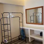 Apartament Toula's *