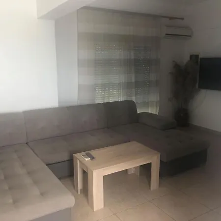 Toula's Apartman Faliráki