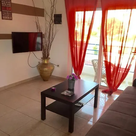 Apartment Toula's