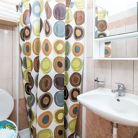 Toula's Apartman Faliráki